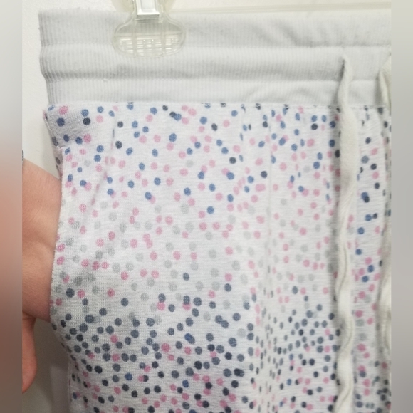 Jaclyn Intimates Other - EUC dotted, soft pj pants- w pockets!